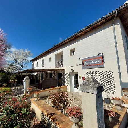L'Accent - Hotel 2 Etoiles Et Restaurant - Logis Hotels Astaffort Esterno foto