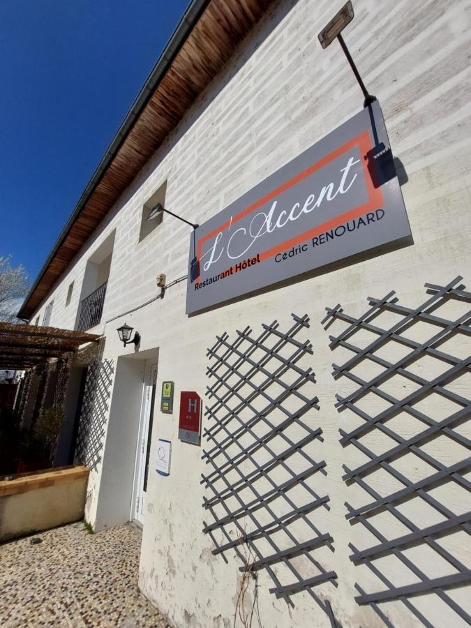 L'Accent - Hotel 2 Etoiles Et Restaurant - Logis Hotels Astaffort Esterno foto